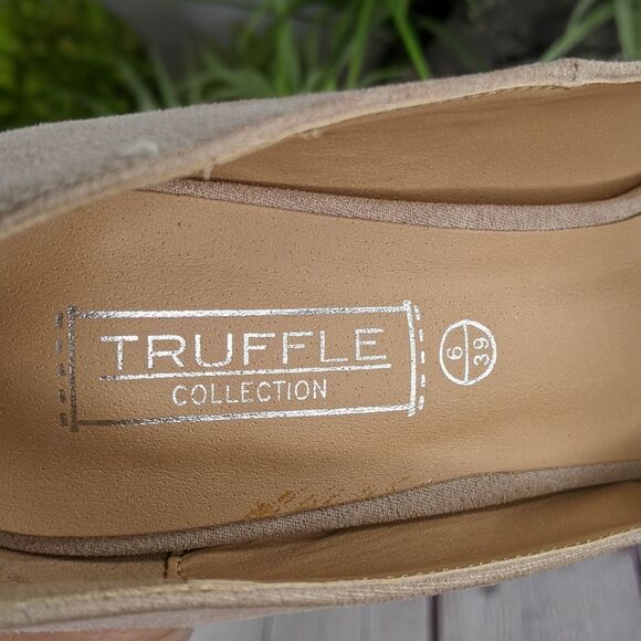 Truffle Collection Peep Toe Platform Block Heel Pumps - Picture 7 of 10